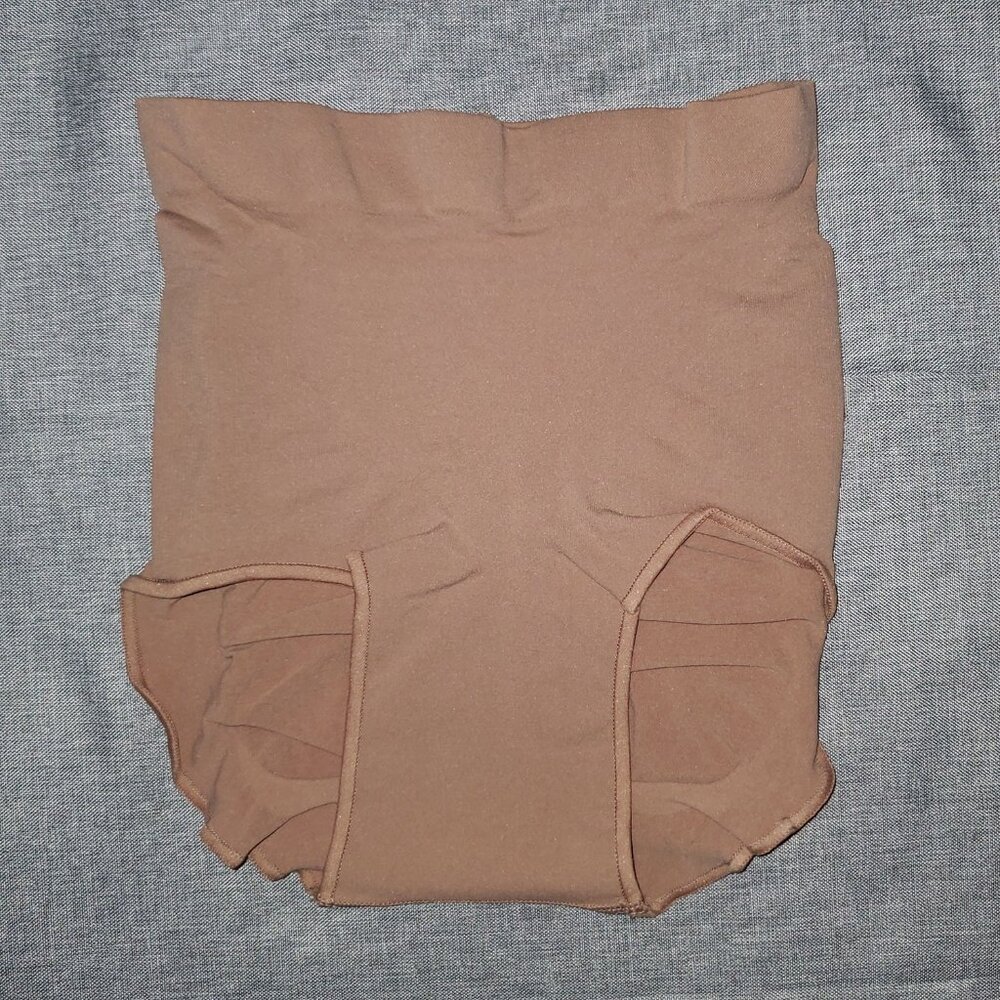 NWB SKIMS S/M Sculpting Mid Waist Brief SIENNA